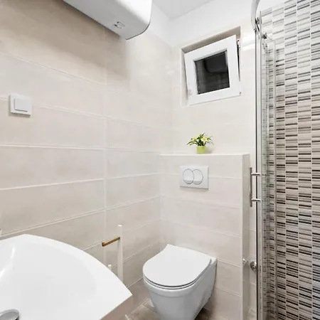 Vista By Guide * Bicine