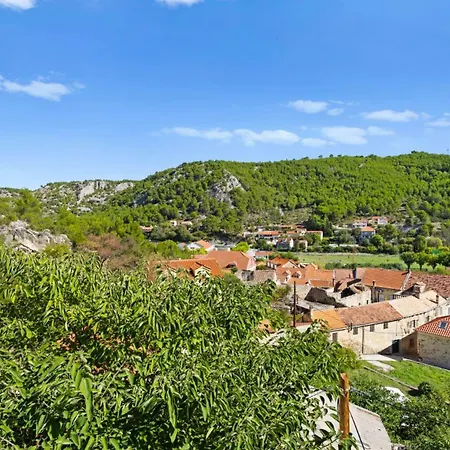 Vista By Guide Vila *