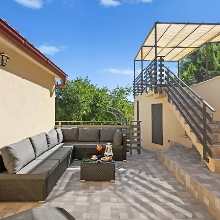 Vista By Guide Vila Bicine