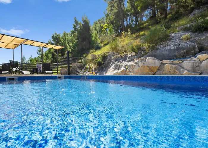 Villa Vista By Guide Bicine