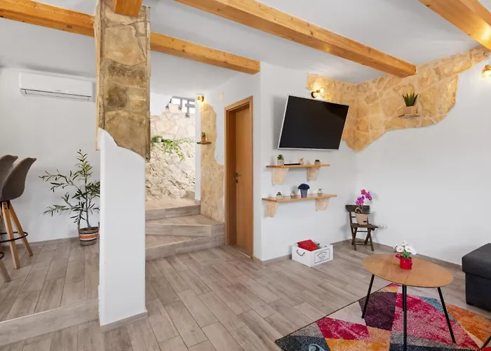 Vista By Guide * Bicine