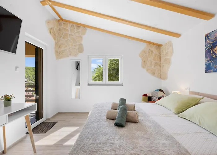 Villa Vista By Guide Bicine