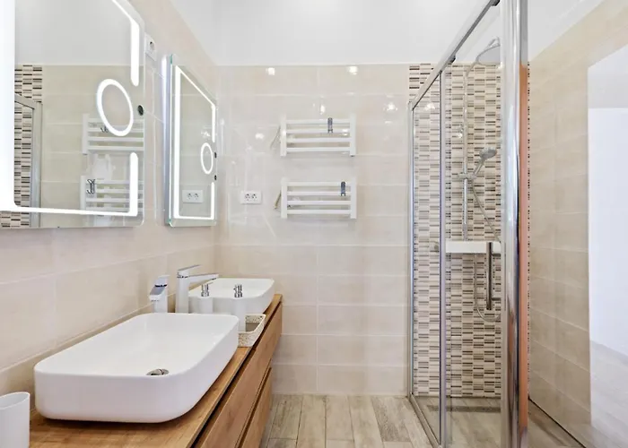 Vista By Guide Villa *